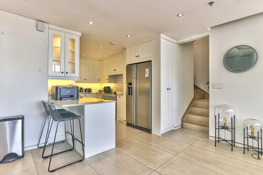 2 Bedroom Property for Sale in Cape Town City Centre Western Cape
